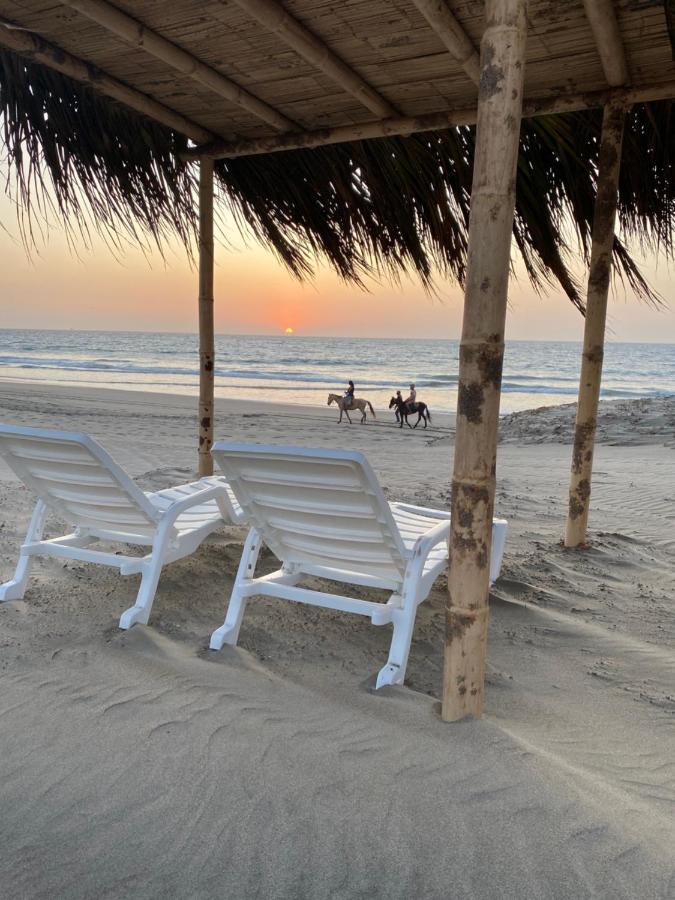 فندق Riviera فيشايتو المظهر الخارجي الصورة